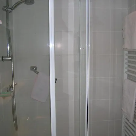 Schweizerhaus 3*